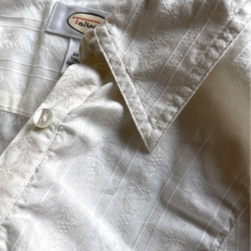 Talbots Off-White Button Down With Embroidery. Si… - image 4